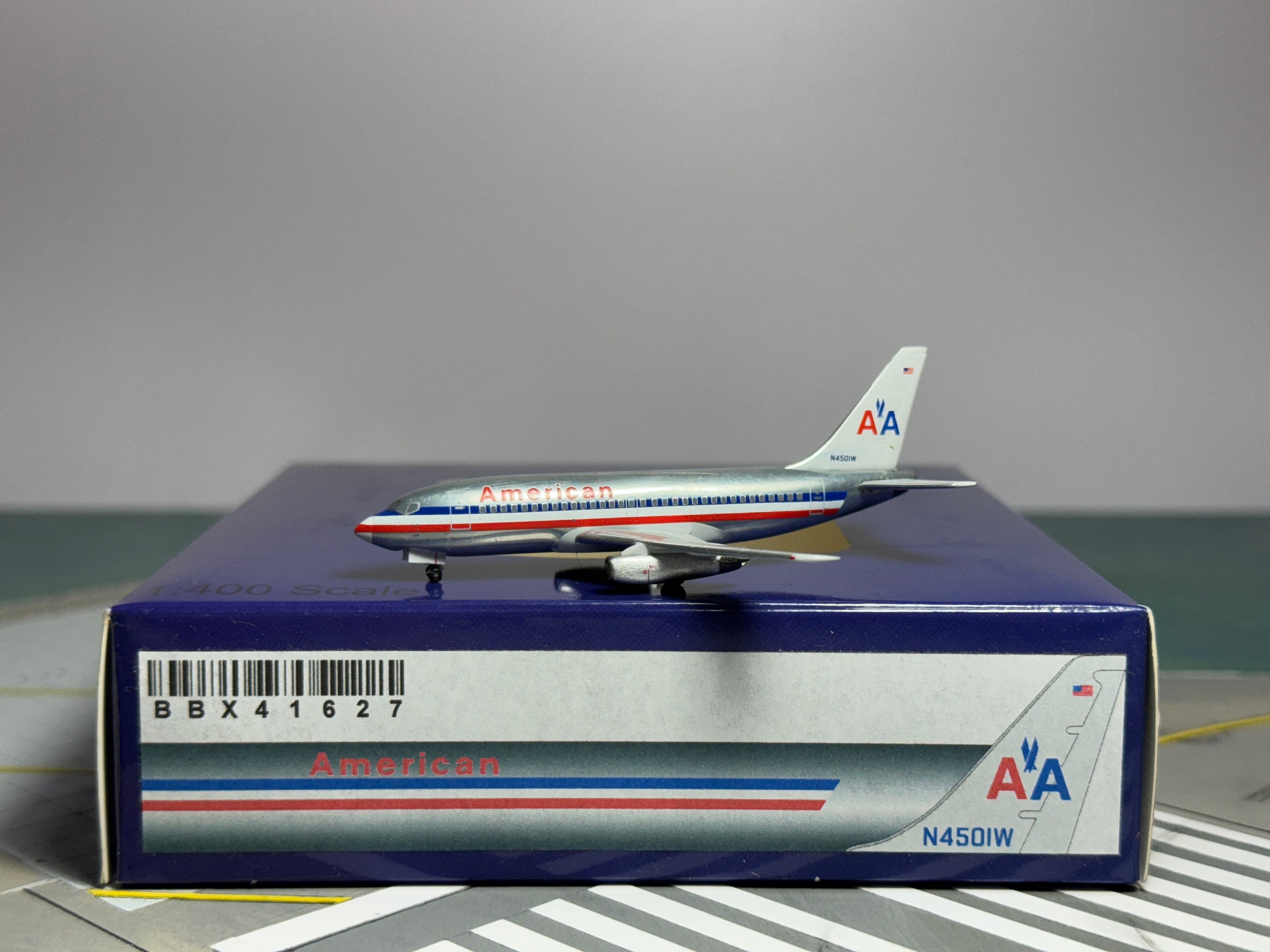 Aeroclassics 1:400 American Airlines Boeing 737-200 N4501W polished metal BBX1627