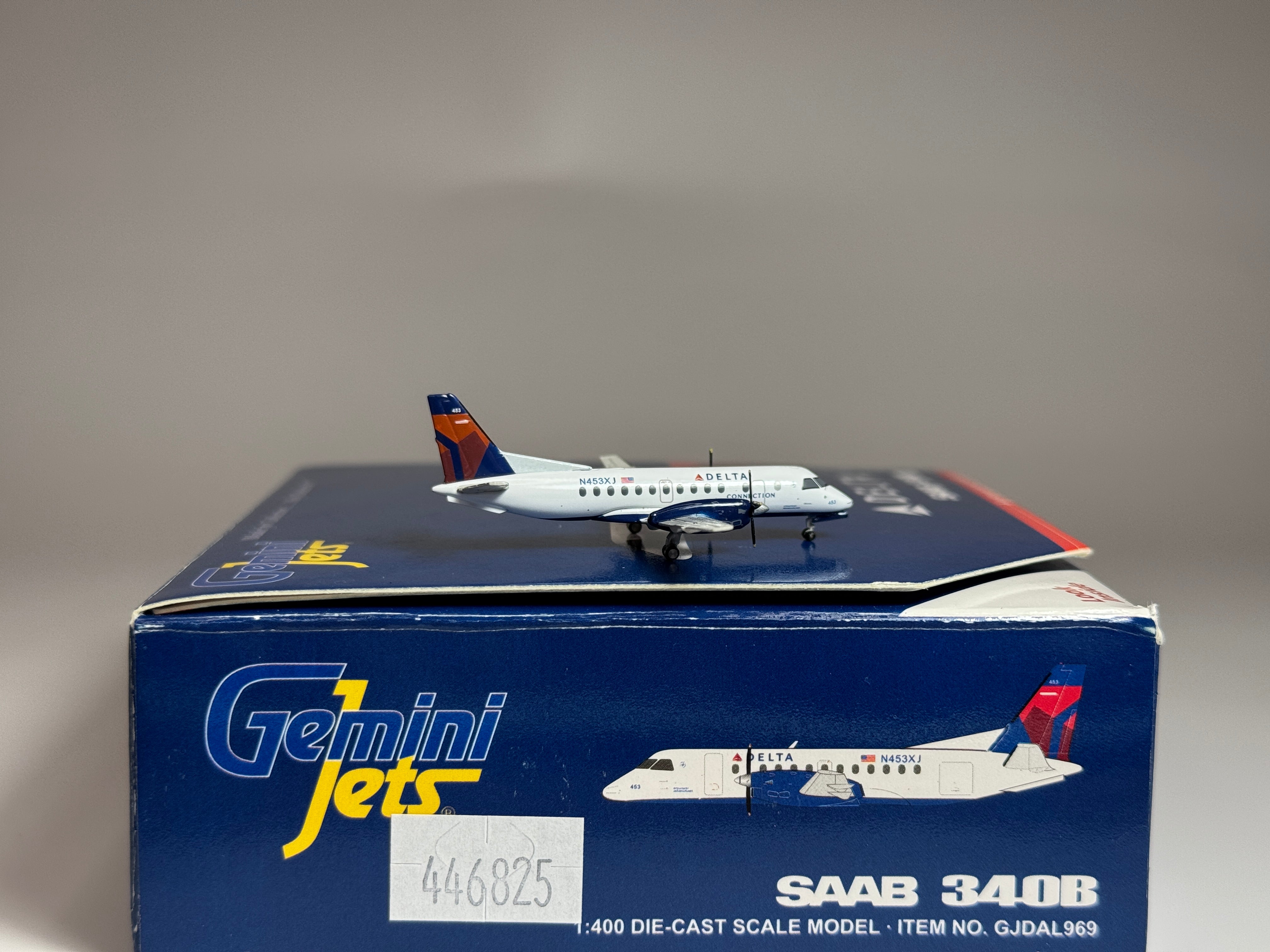 Delta Connection Saab 340B 1:400 Gemini Jets N453XJ (GJDAL969)