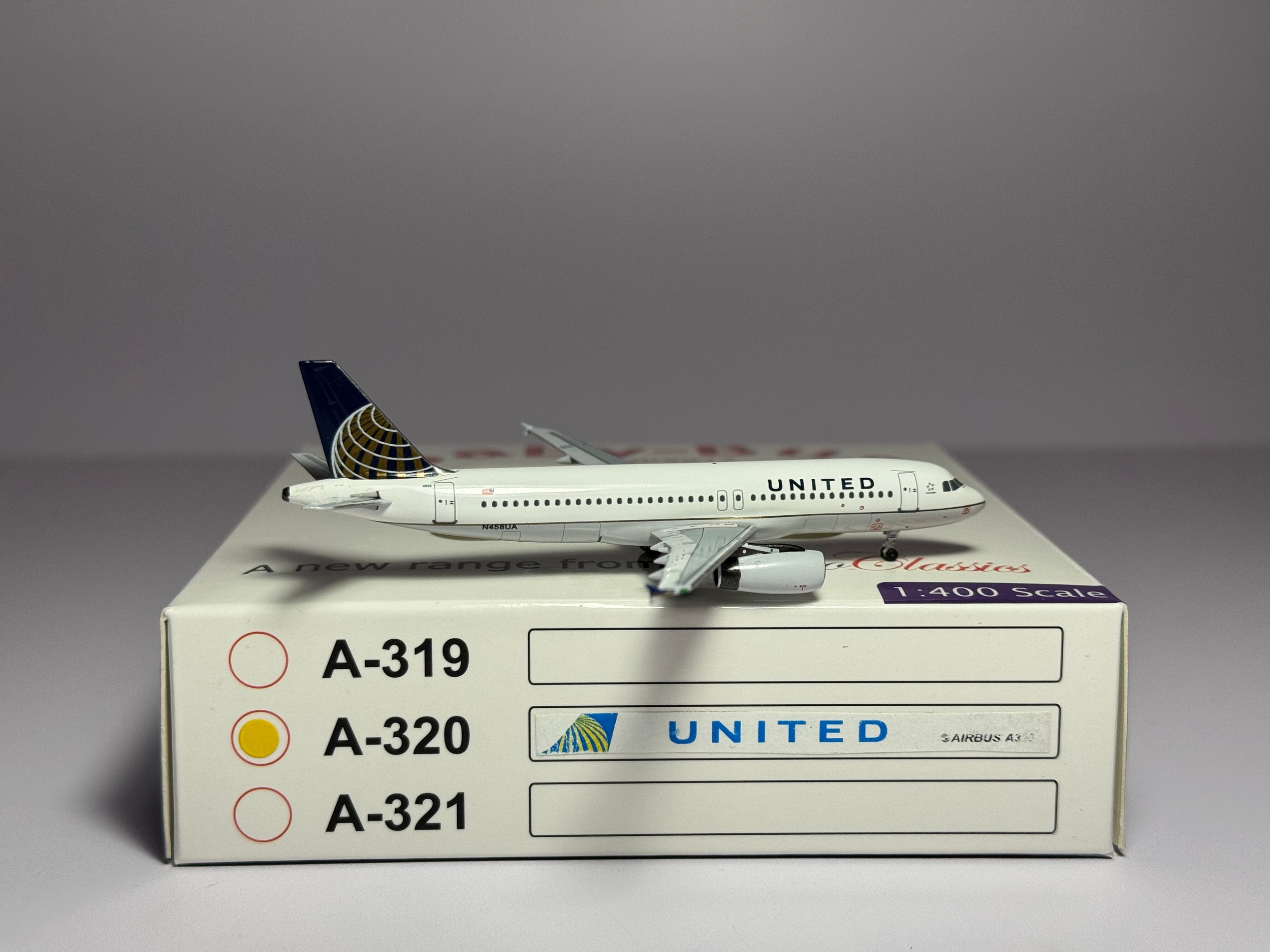 Aeroclassics 1:400 United Airlines Airbus A320-200 N458UA post-merger ACN458UA