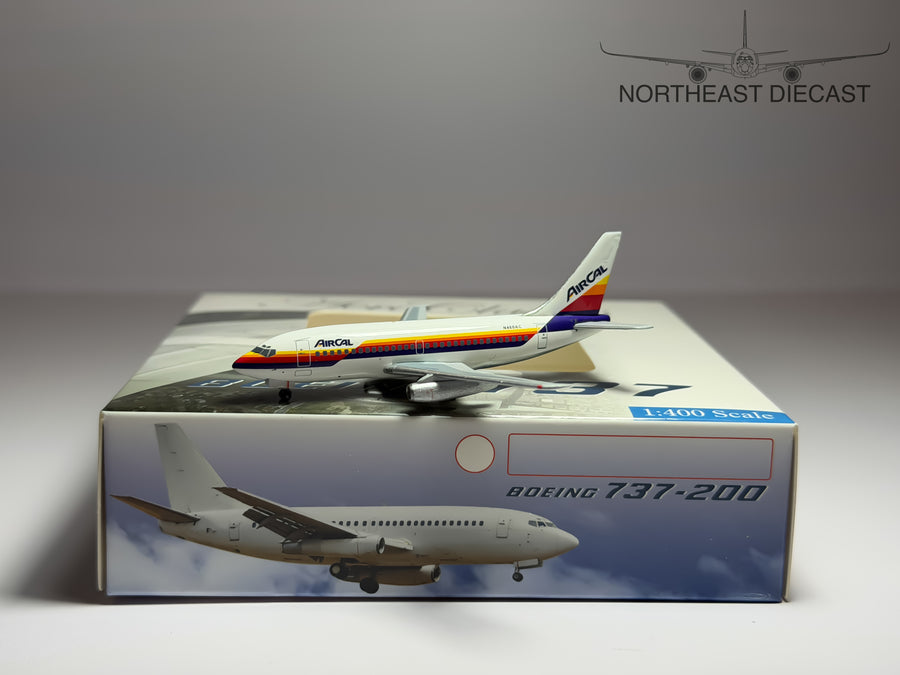 AirCal Boeing 737-200 1:400 Aeroclassics N460AC (AC411177)