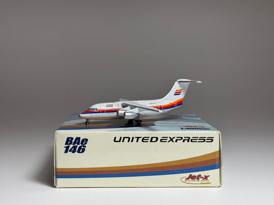 Jet-X 1:400 United Express BAe 146 N463AP Saul Bass JX310A