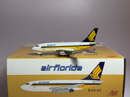 Inflight 1:200 Air Florida Boeing 737-200 N46AF Singapore hybrid JF-737-1-004 w/stand