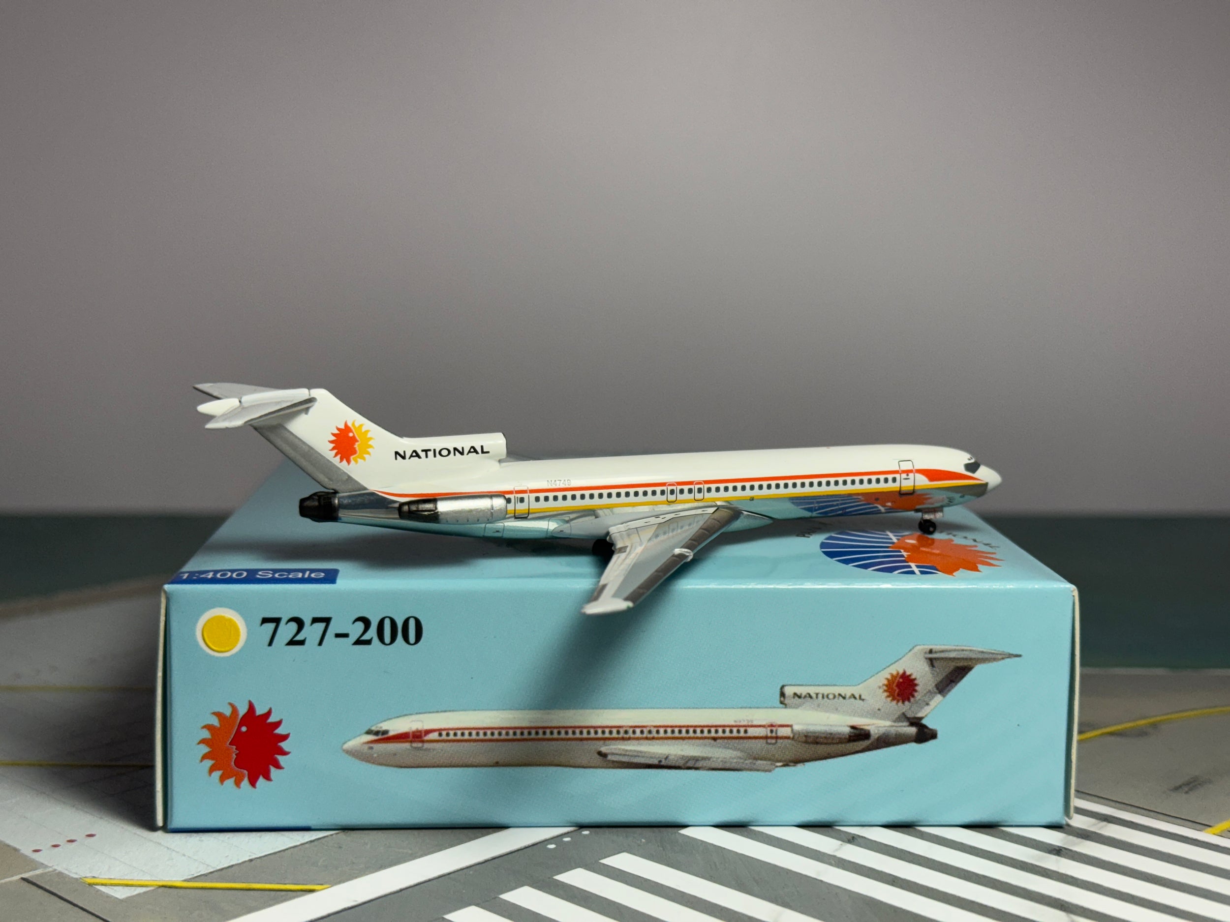 Aeroclassics 1:400 National Airlines Boeing 727-200 N4749 ACN4749