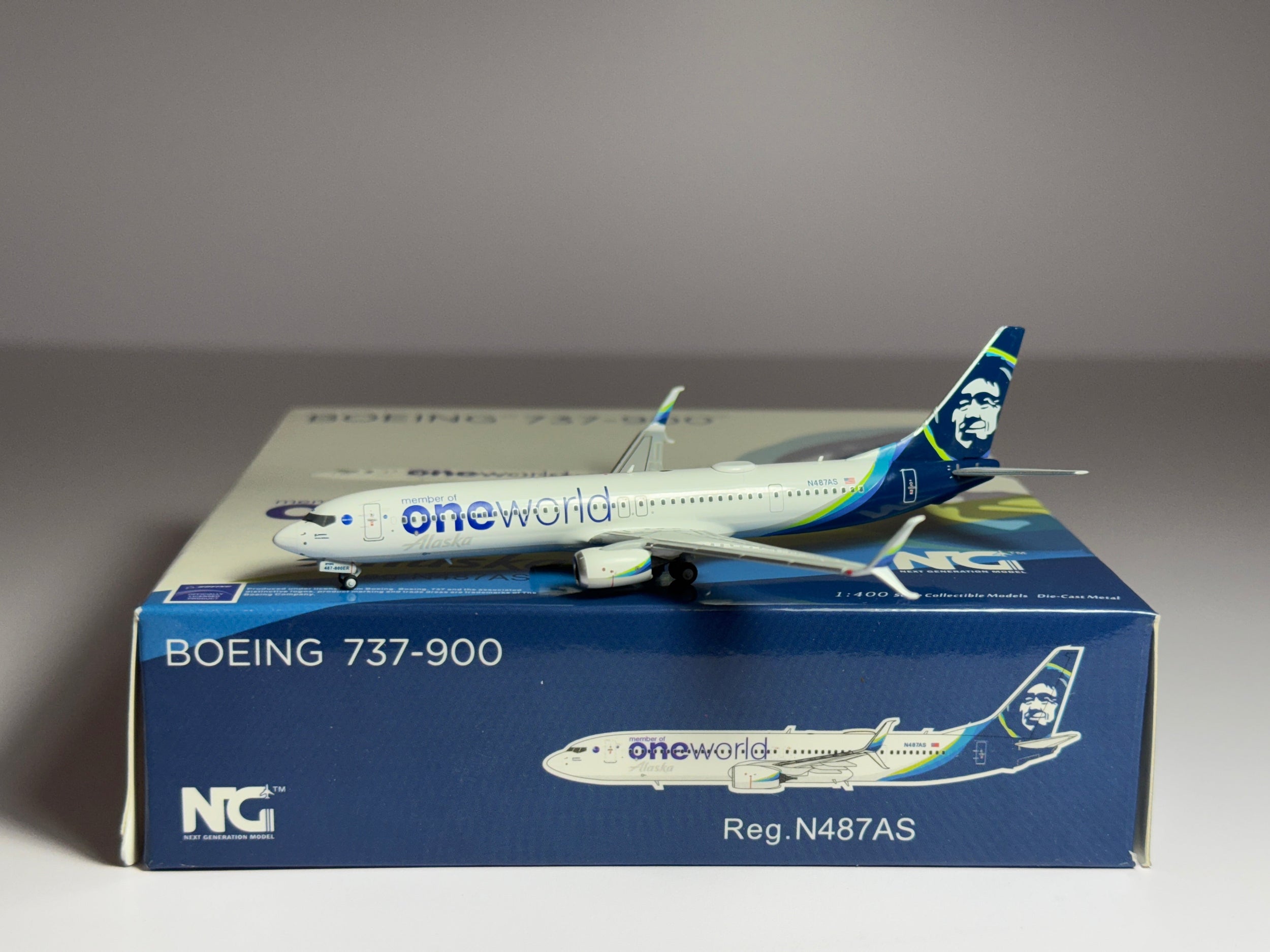 NG Models 1:400 Alaska Airlines Boeing 737-900 N487AS OneWorld livery 79001