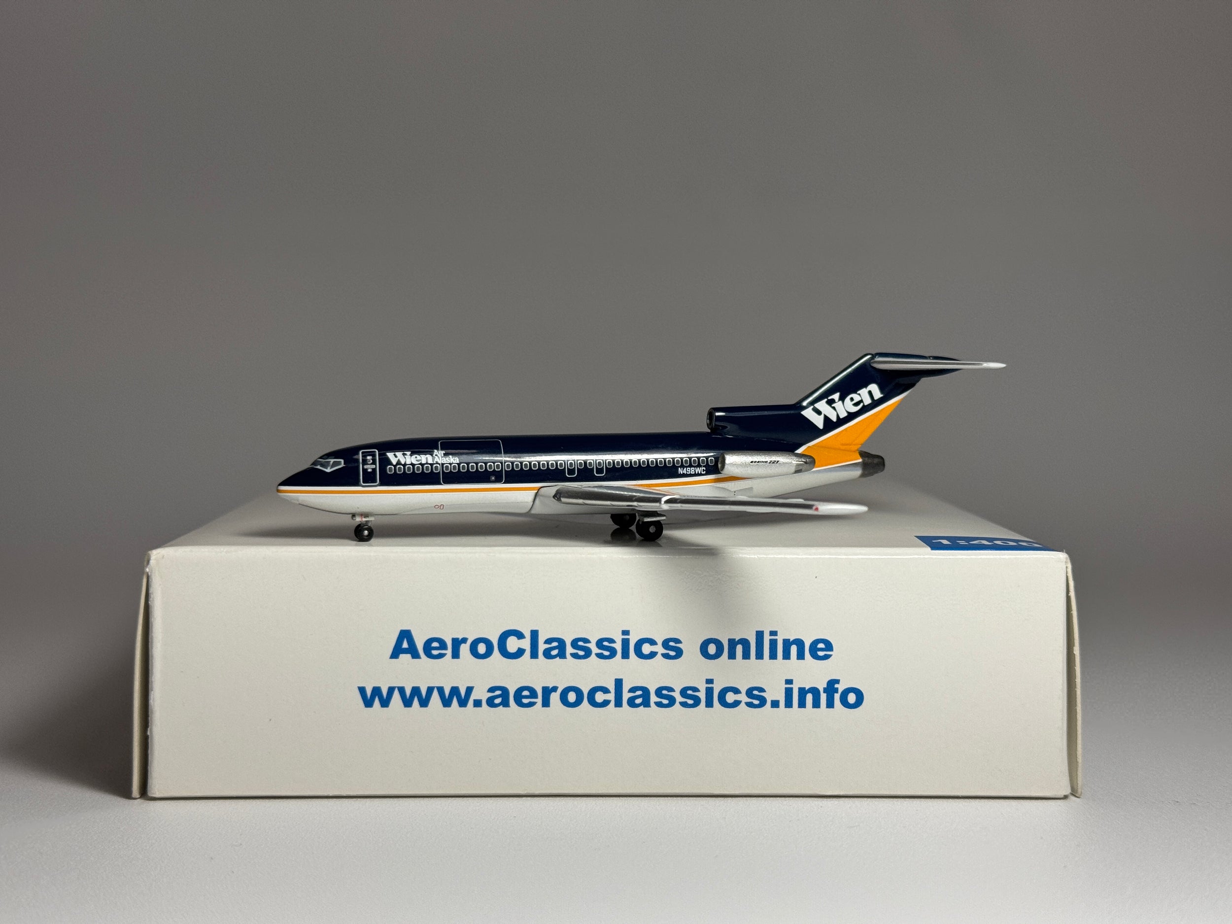 Aeroclassics 1:400 Wien Air Alaska Boeing 727-100 N498WC AC18089
