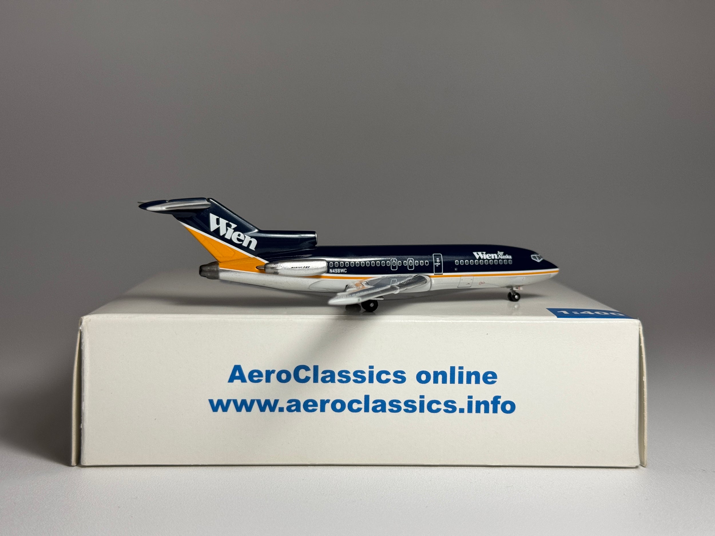 Aeroclassics 1:400 Wien Air Alaska Boeing 727-100 N498WC AC18089