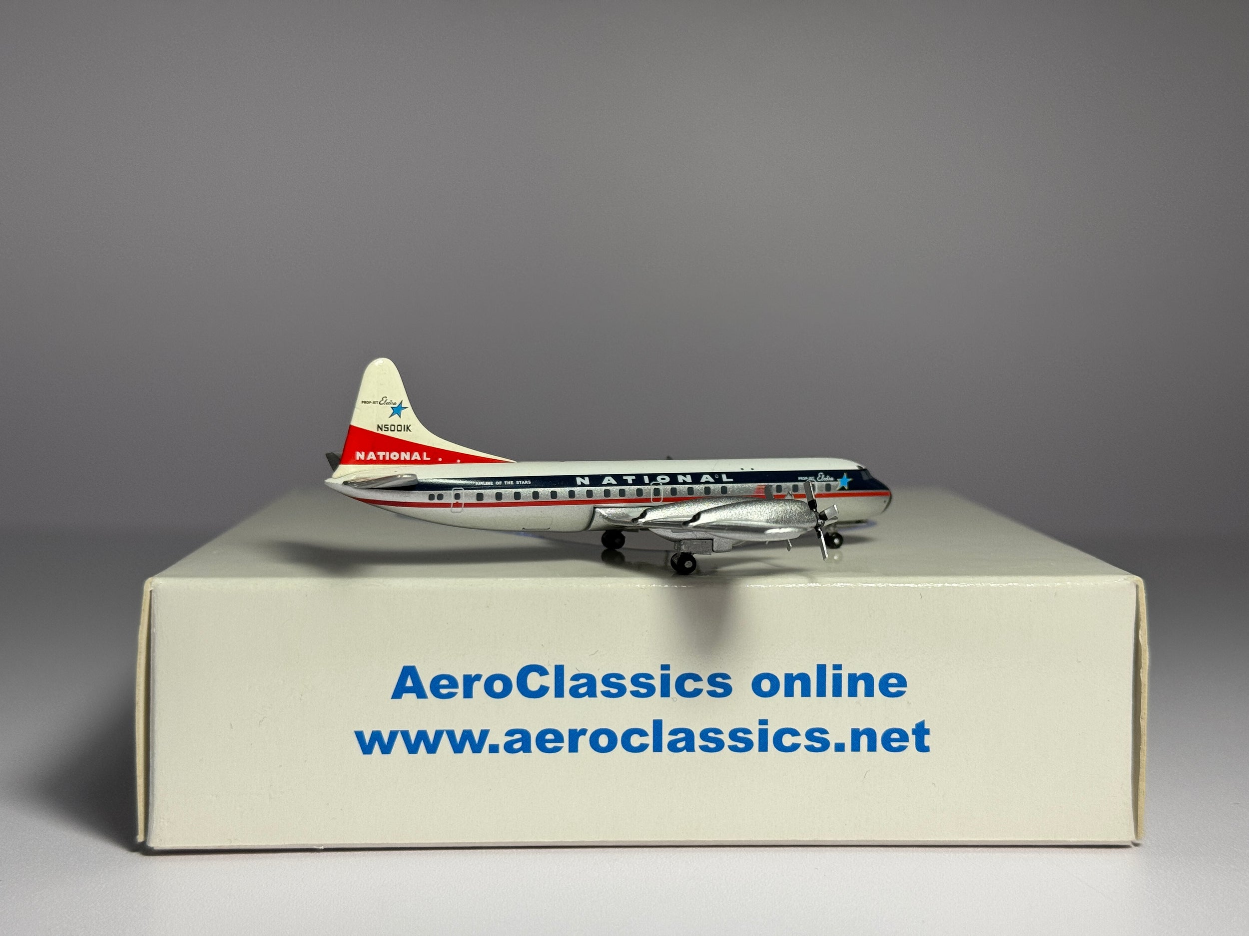 Aeroclassics 1:400 National Airlines Lockheed L-188 Electra N5001K AC18310