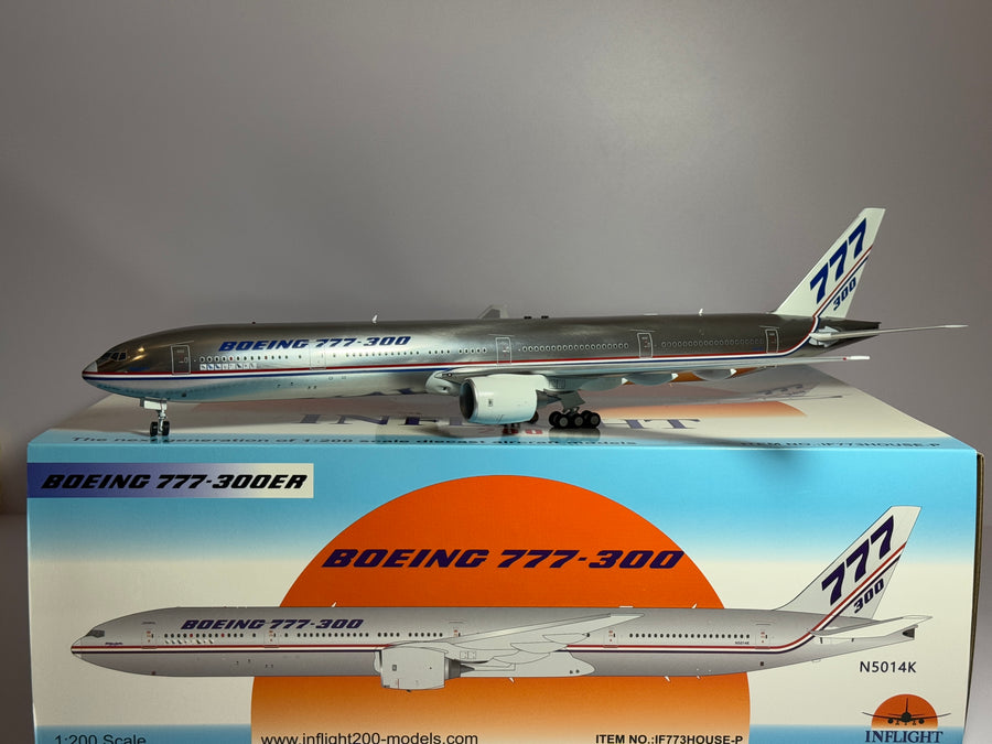 Inflight200 House Colors Boeing 777-300 N5014K polished metal IF773HOUSE-P w/stand