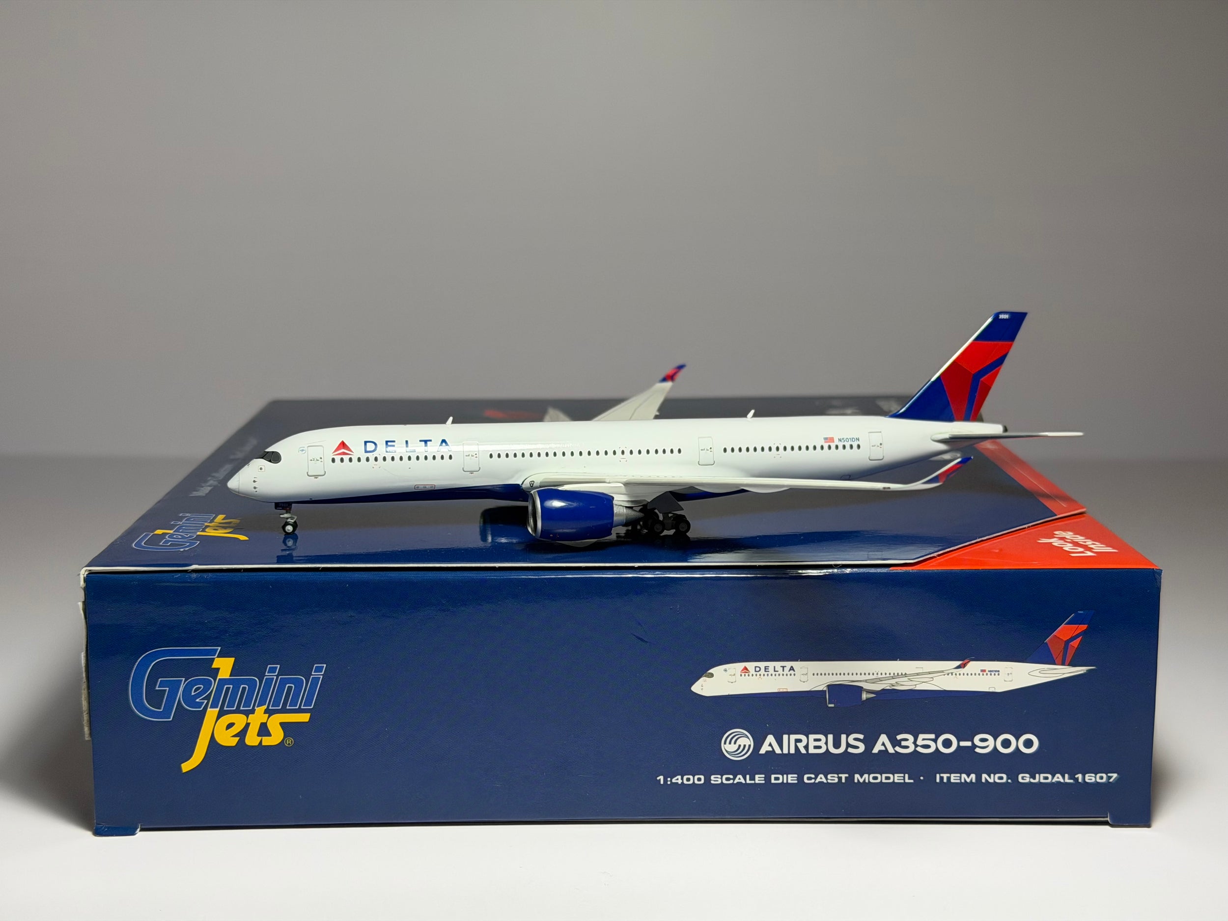 Gemini Jets 1:400 Delta Air Lines Airbus A350-900 N501DN Onward & Upward GJDAL1607