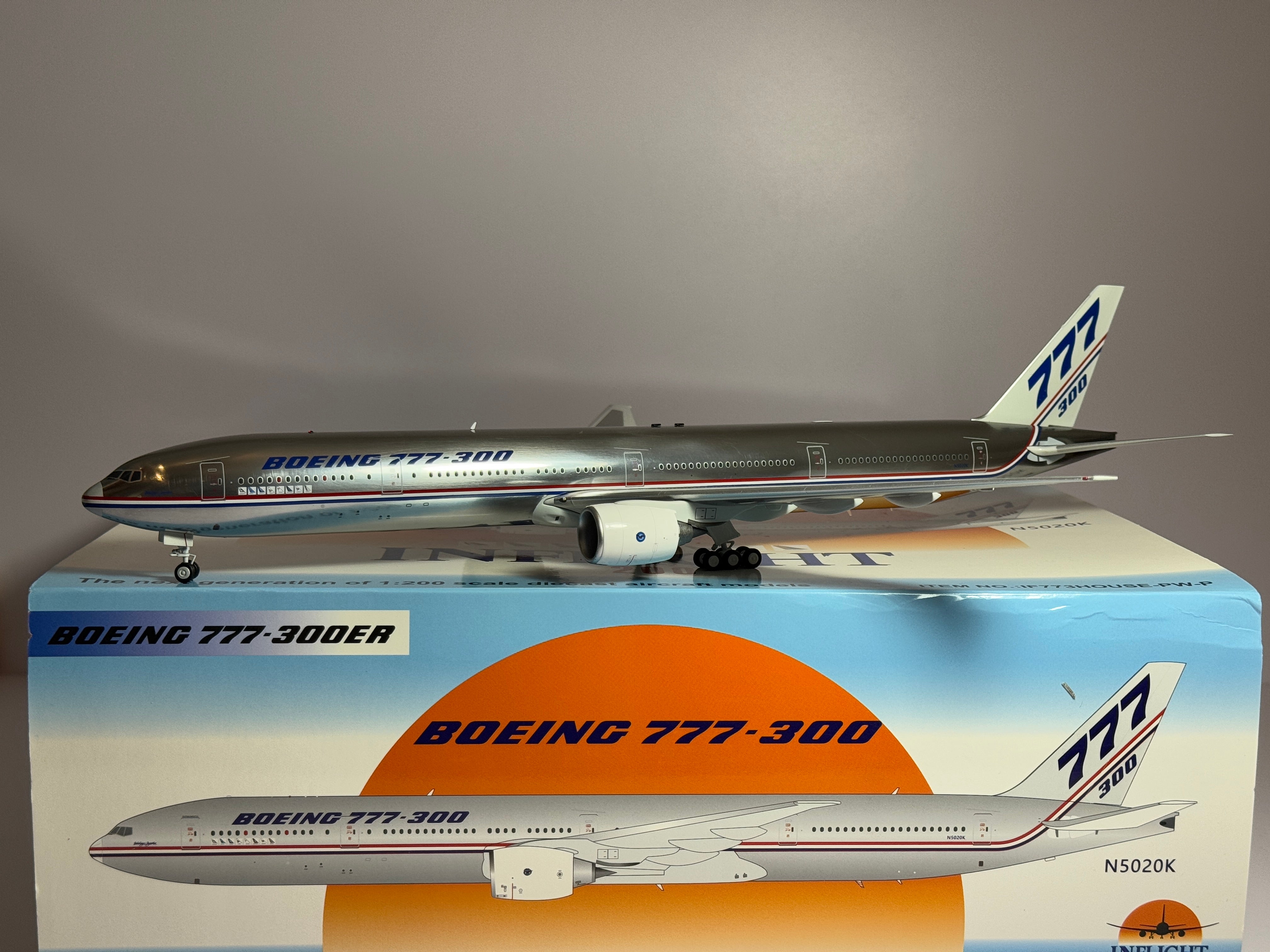 Inflight 1:200 B757-300 N757X 航空機・ヘリコプター Inflight 1:200