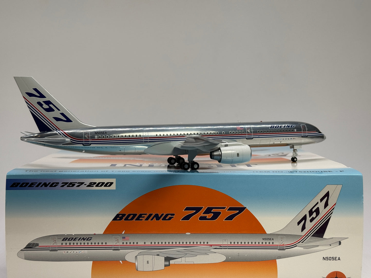 Inflight200 House Colors Boeing 757-200 N505EA Rollout Polished IF752HOUSE-P