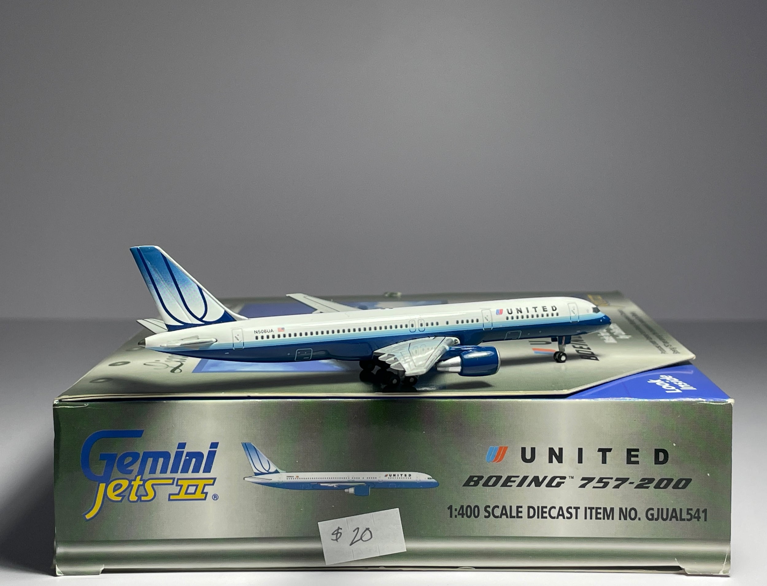 Gemini Jets 1:400 United Airlines Boeing 757-200 N508UA Tulip GJUAL541