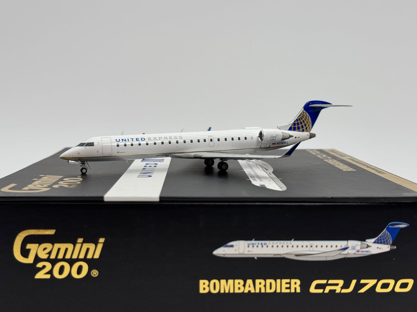 Gemini Jets 1:200 United Express Bombardier CRJ700 N514MJ Mesa Airlines G2UAL402
