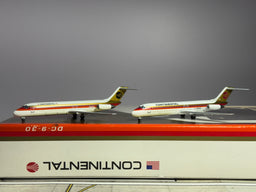 Aeroclassics 1:400 Continental Airlines Douglas DC-9-30 N521TX & N12536 "Meatball" SET SMA040301