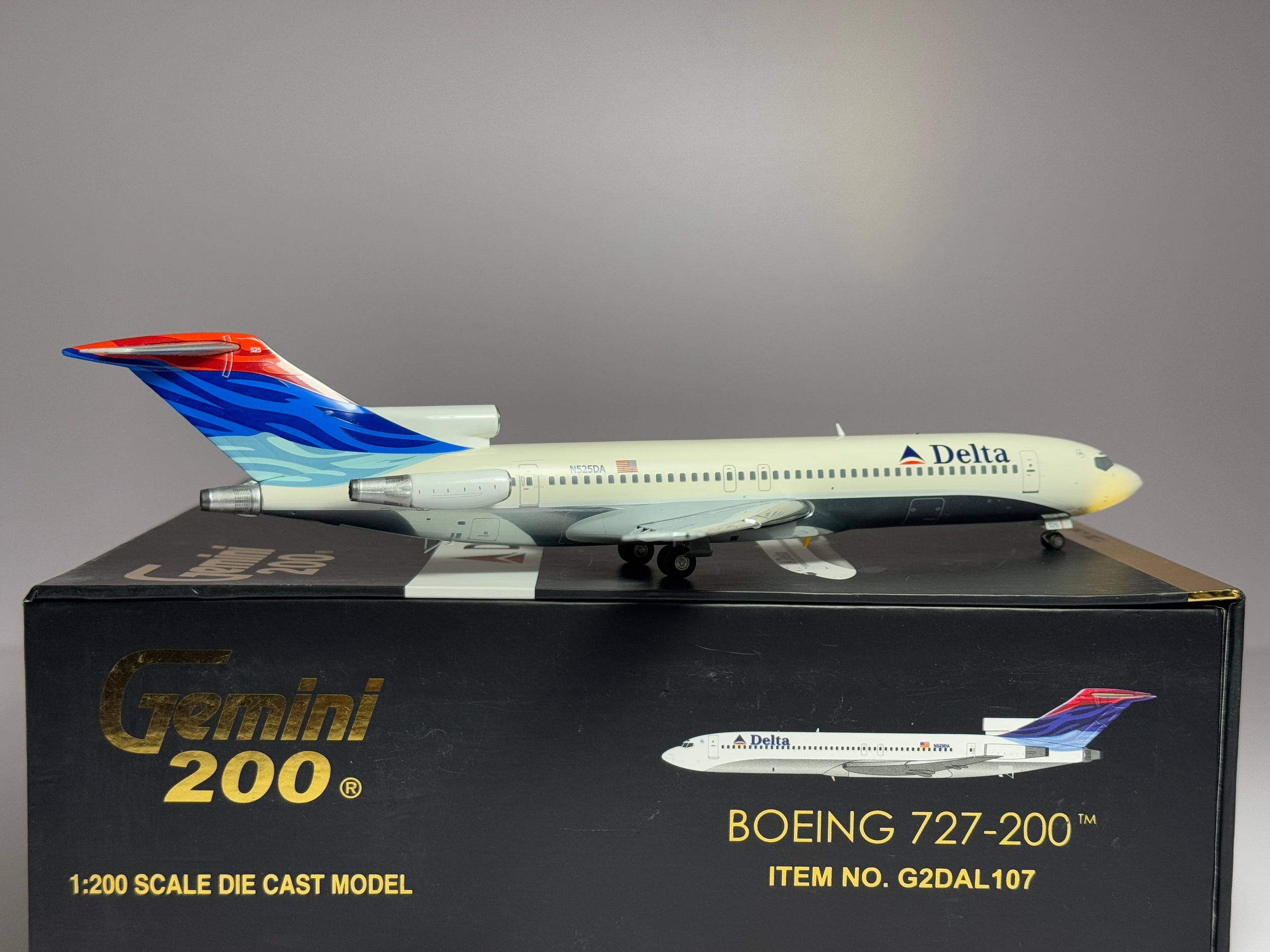 Gemini Jets 1:200 Delta Air Lines Boeing 727-200 N525DA Delta Flot G2DAL107