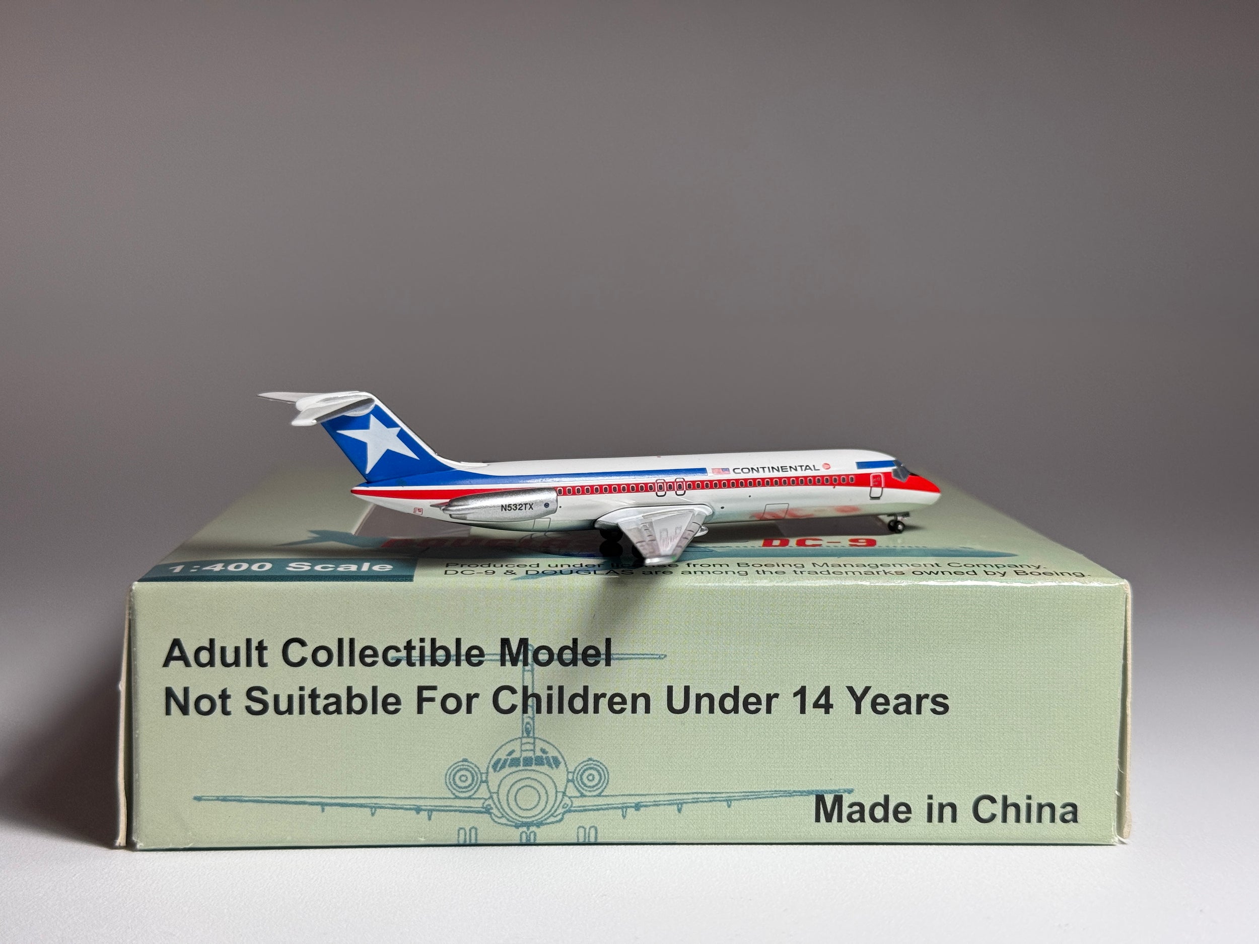 Aeroclassics 1:400 Continental Airlines Douglas DC-9-30 N532TX Texas International Hybrid ACN532TX