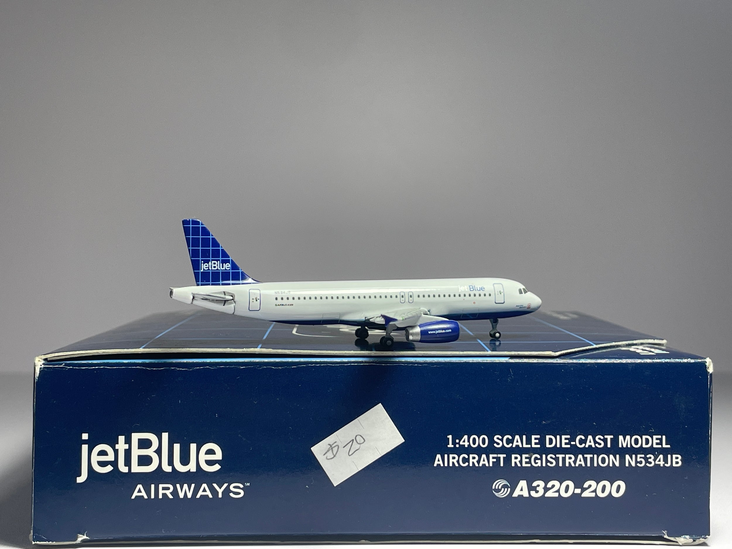 Gemini Jets 1:400 JetBlue Airbus A320-200 N534JB Bada Bing Bada Blue GJJBU197D