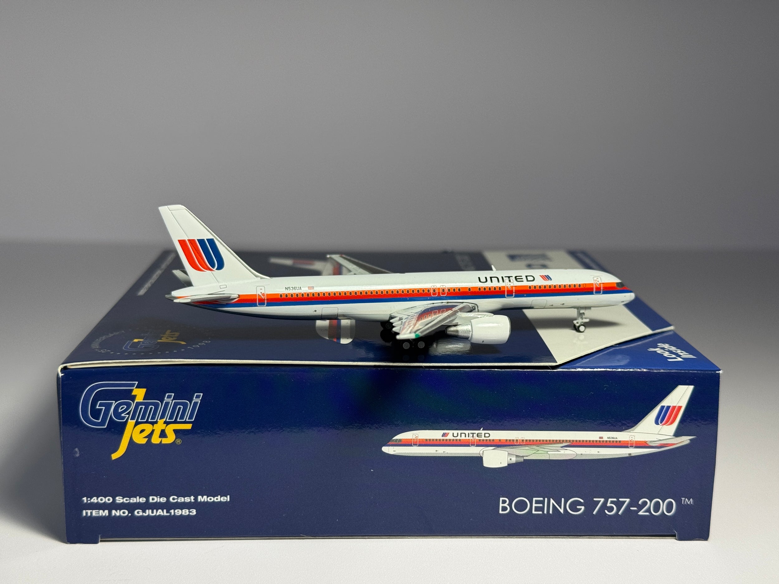 Gemini Jets 1:400 United Airlines Boeing 757-200 N536UA Saul Bass GJUAL1983