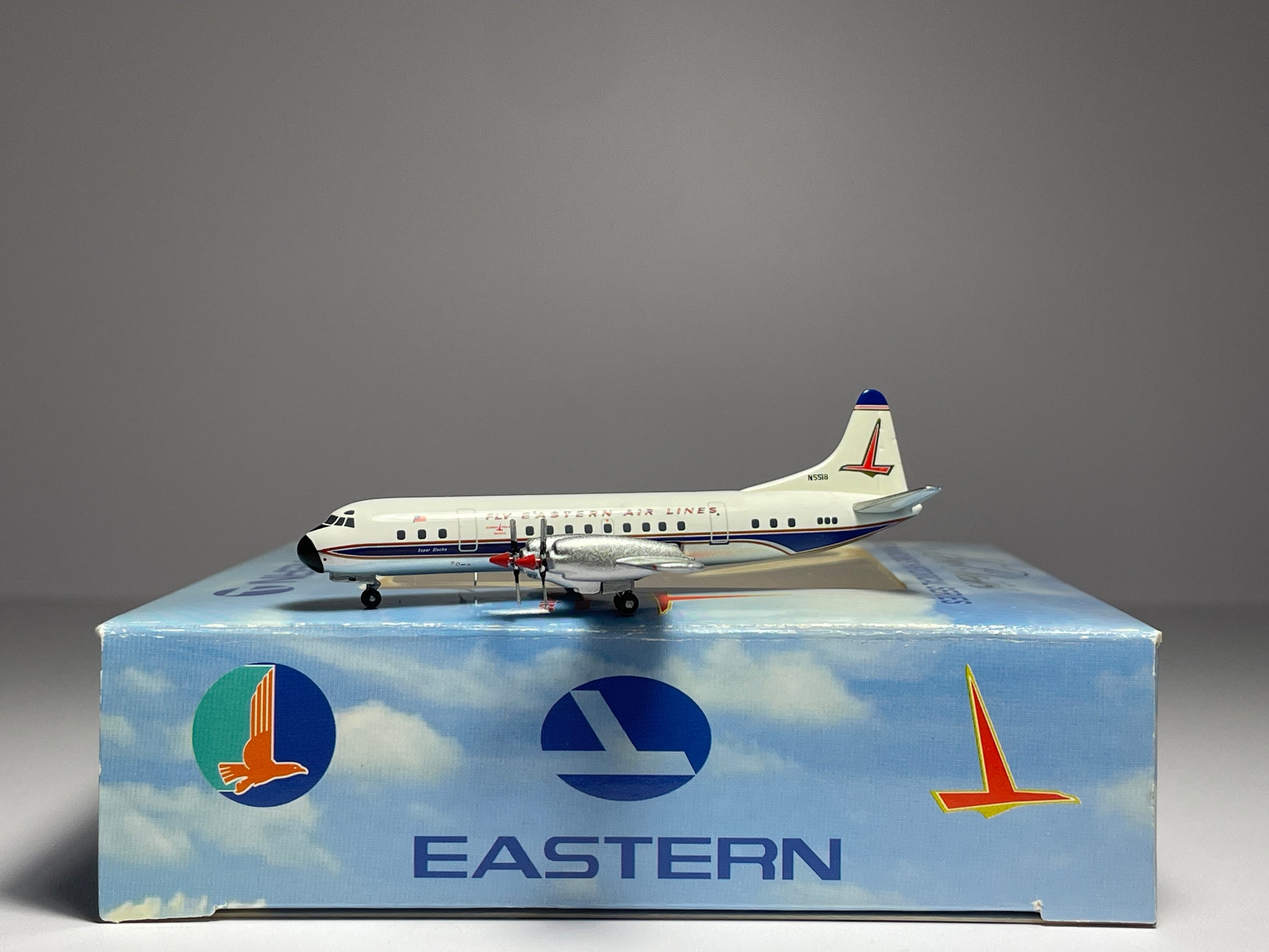 Aeroclassics 1:400 Eastern Airlines Lockheed L-188 Electra N5518 Fly Eastern ACN5518