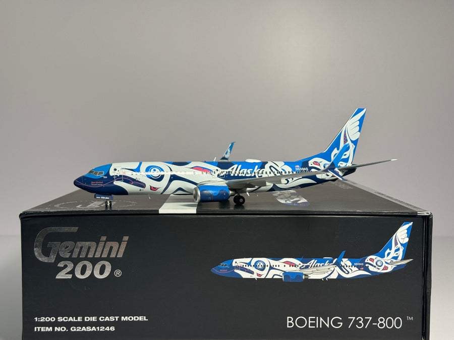 Gemini Jets 1:200 Alaska Airlines Boeing 737-800 N559AS "XAAT KWAANI" Salmon G2ASA1246