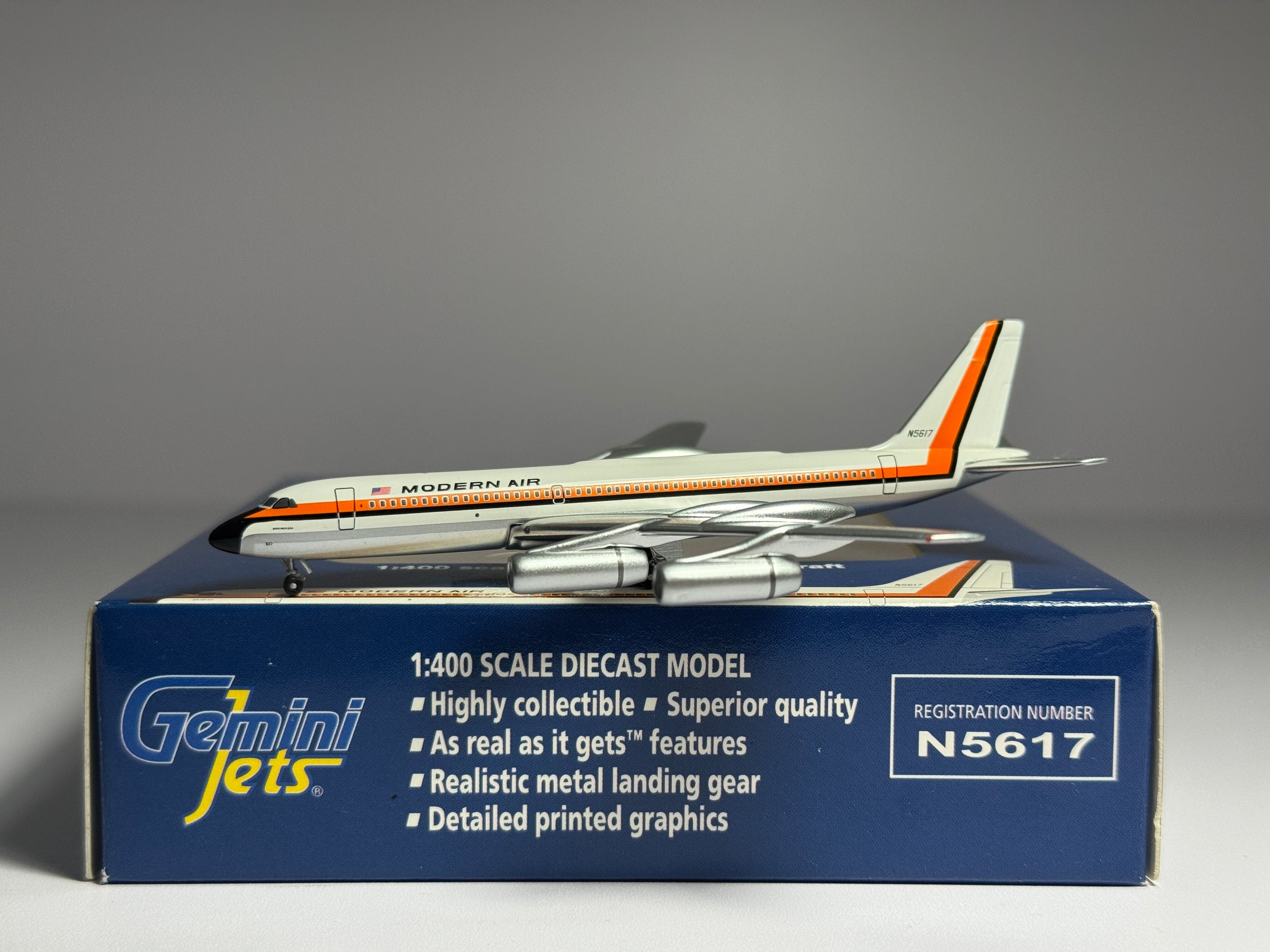 Gemini Jets 1:400 Modern Air Convair CV-990 N5617 orange cheatline GJMOD704