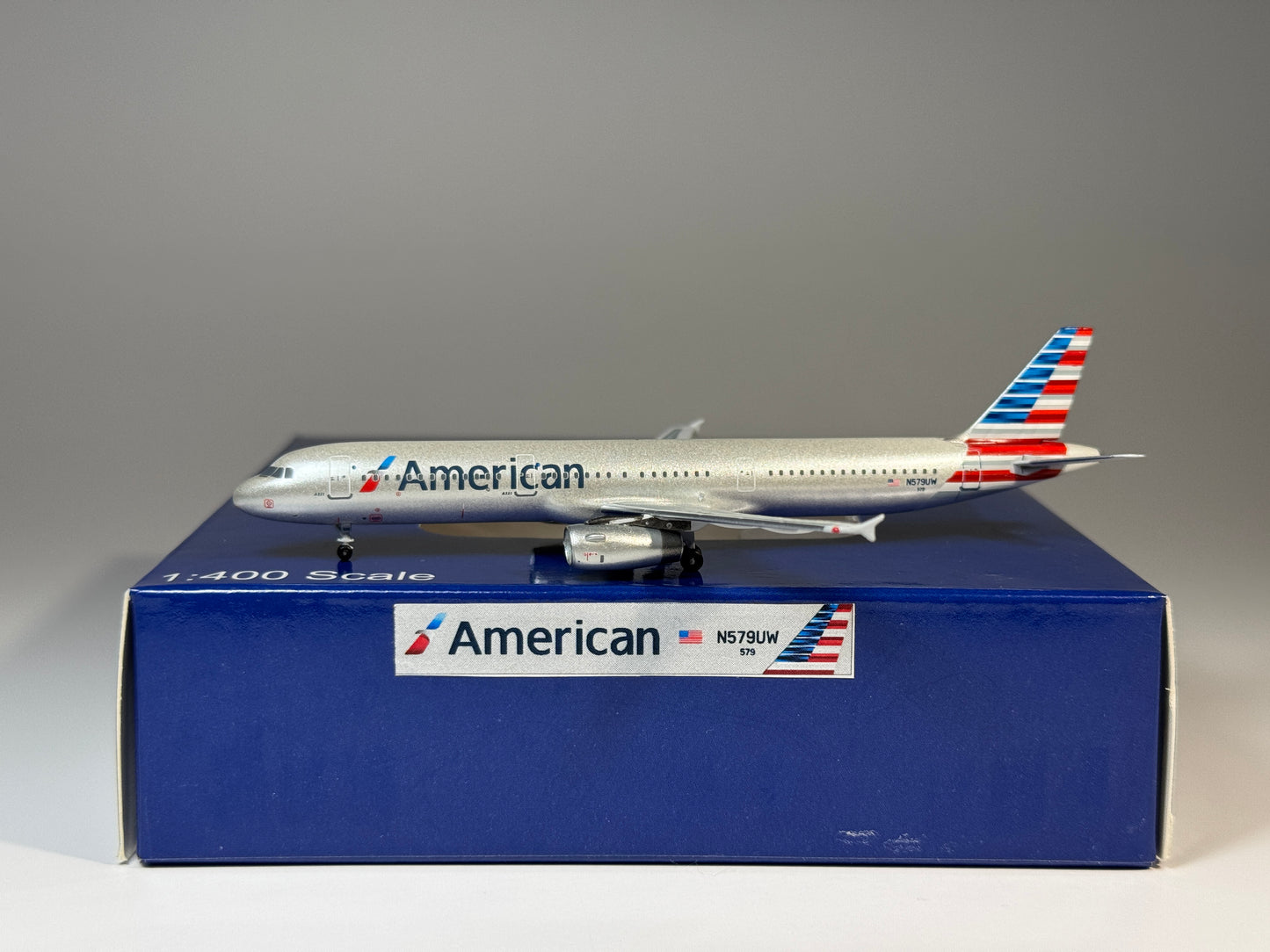 Aeroclassics 1:400 American Airlines Airbus A321-200 N579UW current colors ACN579UW
