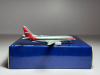 Aeroclassics 1:400 USAir Boeing 737-301 N588US polished ACN588US