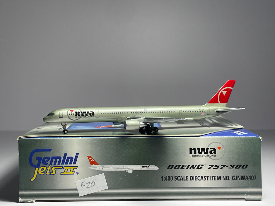 Gemini Jets 1:400 Northwest Airlines Boeing 757-300 N594NW 2000s colors GJNWA407