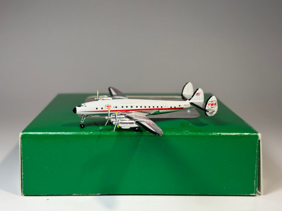 Aeroclassics 1:400 TWA Lockheed L-749A N6020C Double Globe ACN6020C