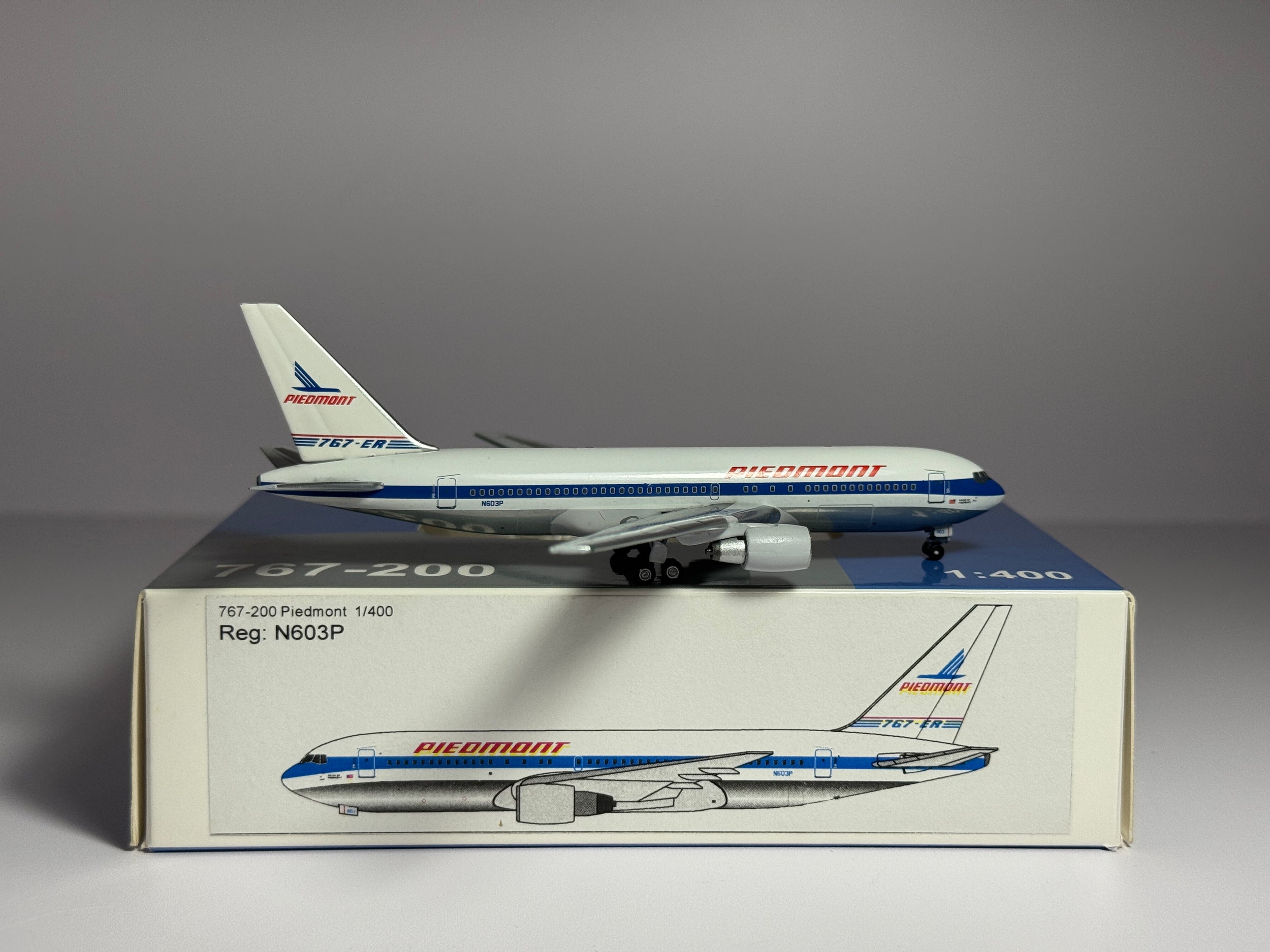 Aeroclassics 1:400 Piedmont Boeing 767-200 N603P Pride of Piedmont AC419589