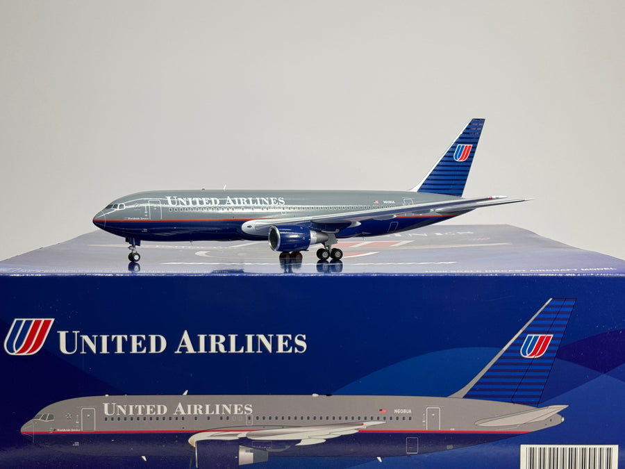JC Wings 1:200 United Airlines Boeing 767-200 N608UA Battleship Grey XX20158