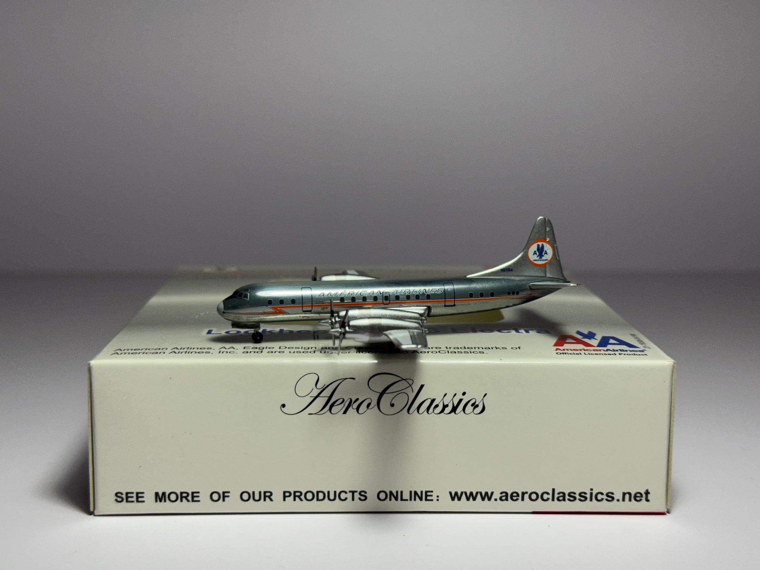 Aeroclassics 1:400 American Airlines Lockheed L-188 Electra N6118A ACN6118A