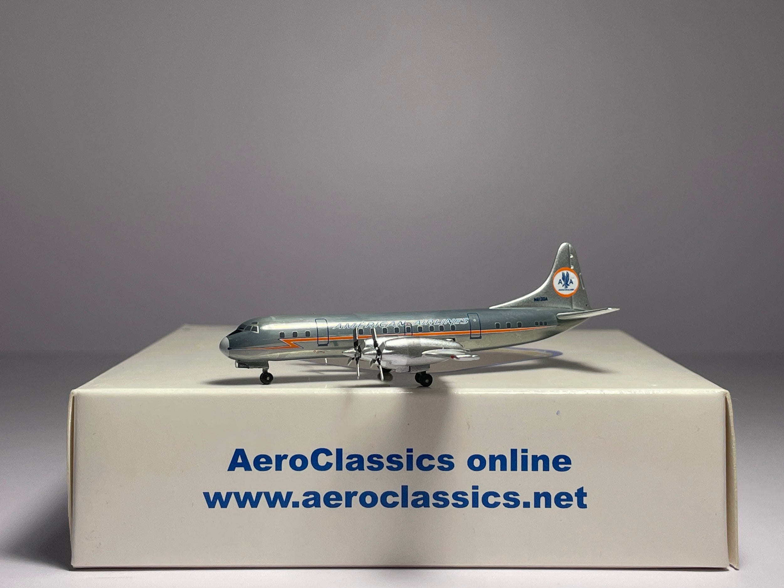 Aeroclassics 1:400 American Airlines Lockheed L-188 Electra N6130A Astrojet ACN6130A