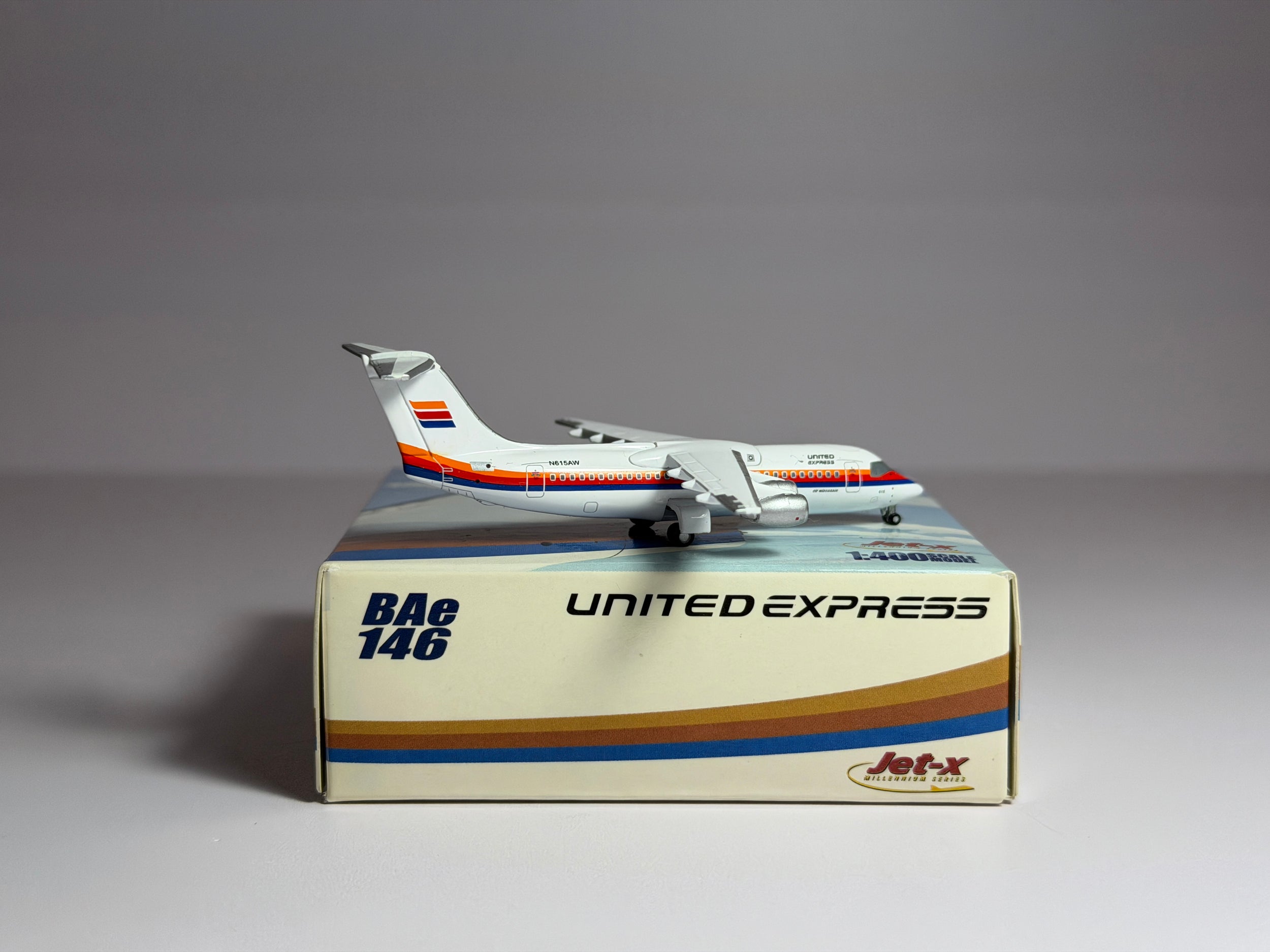 United Express BAe 146-200 1:400 Jet-X N615AW (JX312)