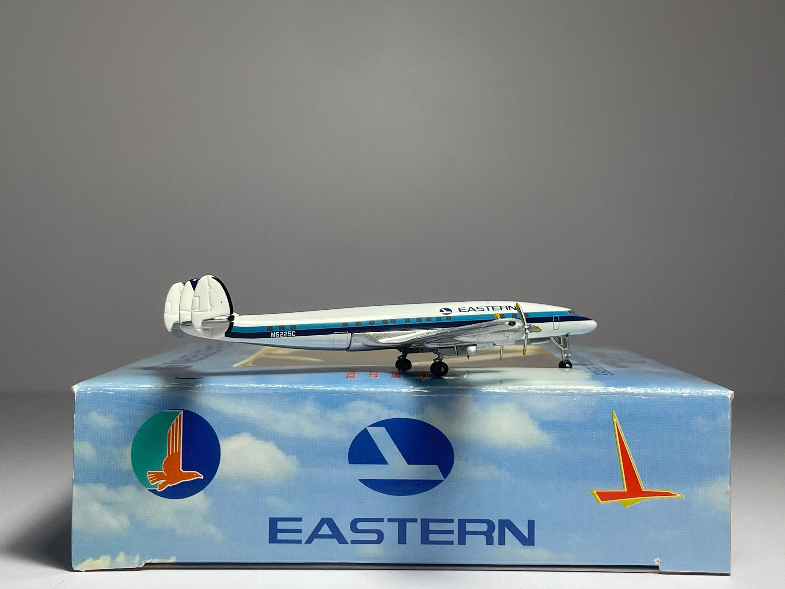 Aeroclassics 1:400 Eastern Airlines Lockheed L-1049 N6225C ACN6225C