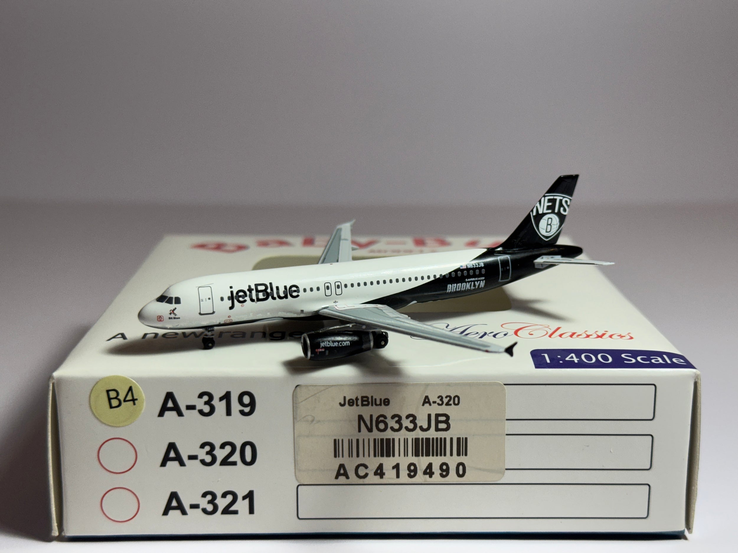 Aeroclassics 1:400 JetBlue Airbus A320-200 N633JB Brooklyn Nets AC419490
