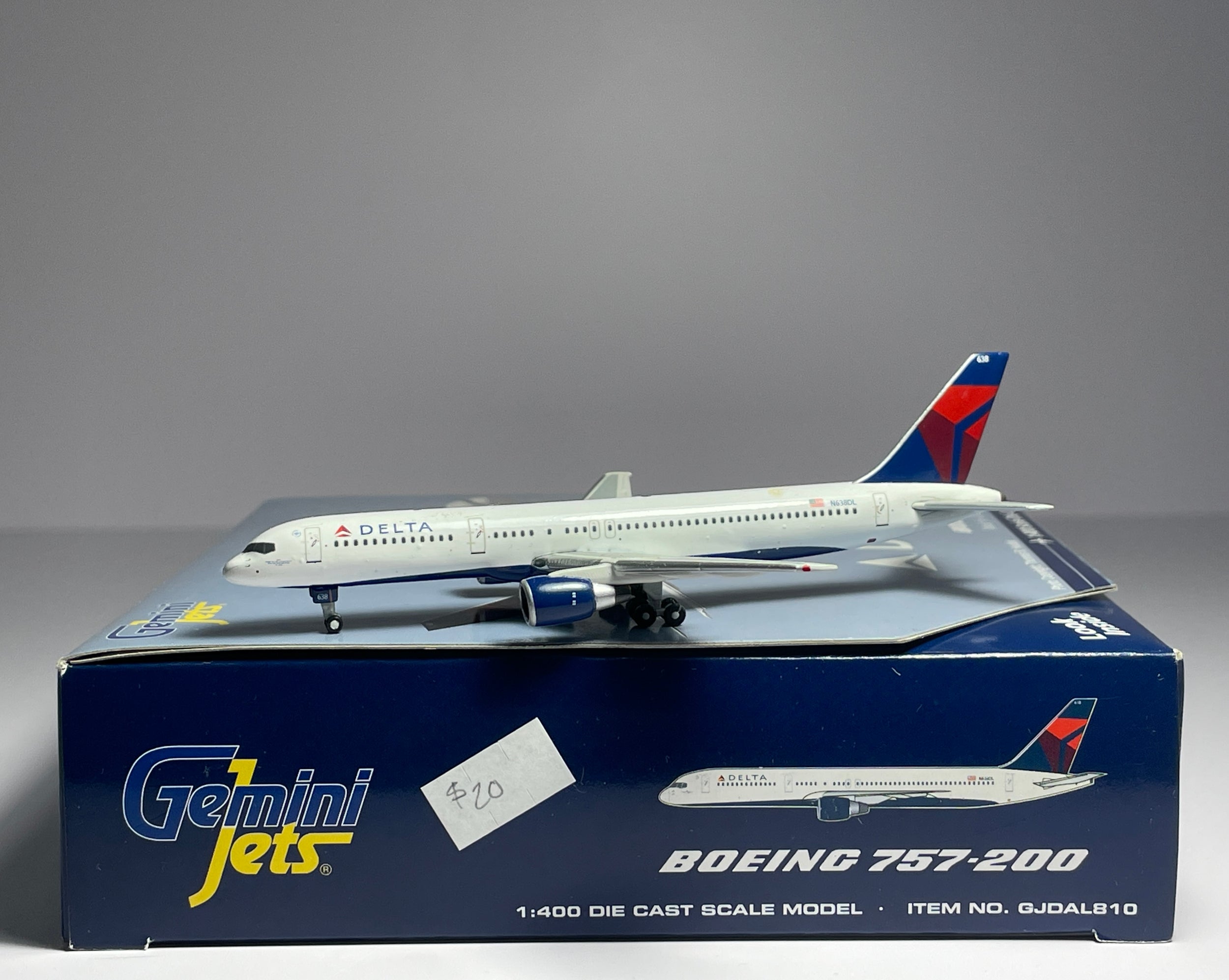 Gemini Jets 1:400 Delta Air Lines Boeing 757-200 N638DL Onward & Upward GJDAL810
