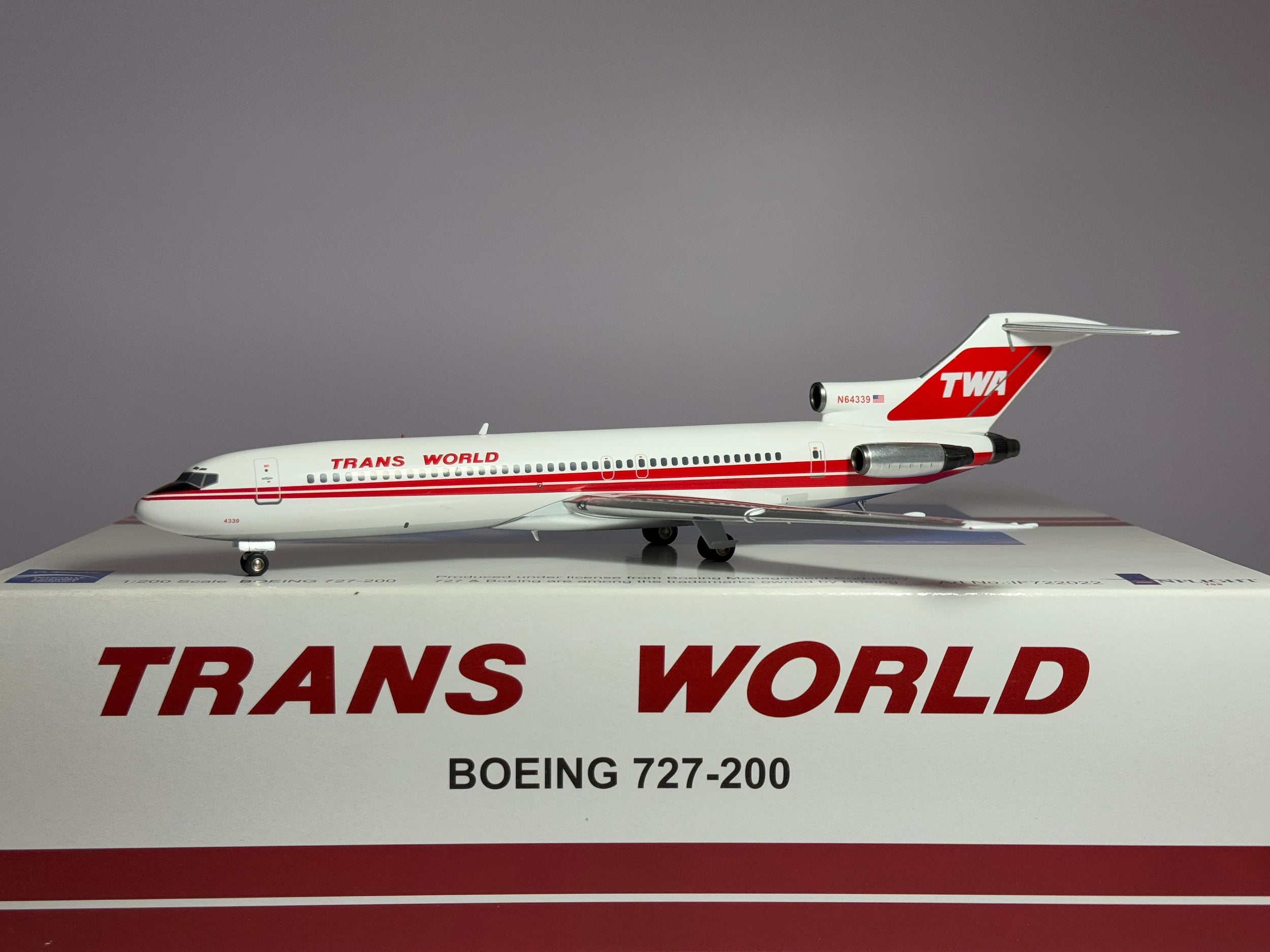 Inflight200 1:200 TWA Trans World Boeing 727-200 N64339 Dual Stripes IF722022