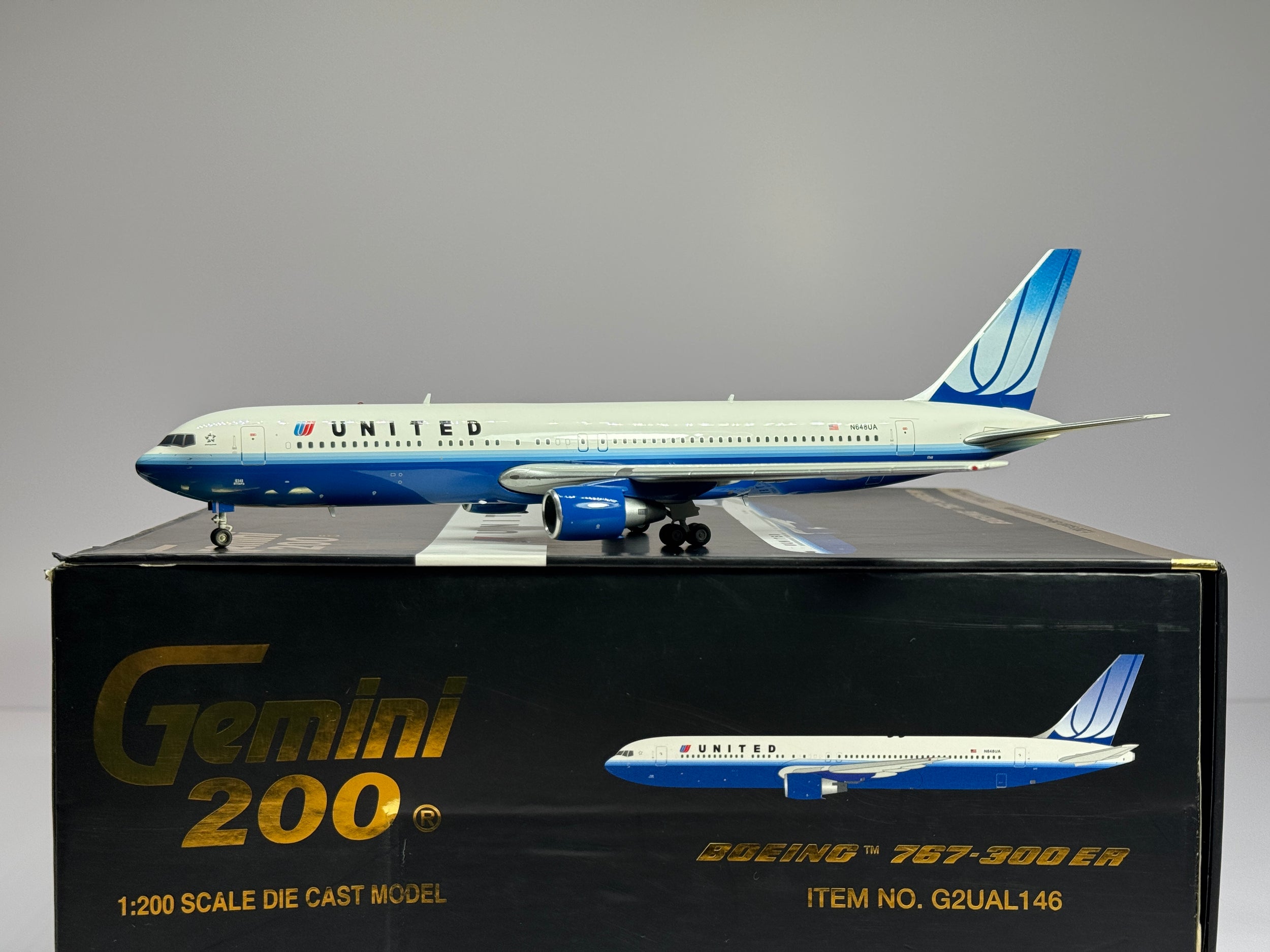 Gemini Jets 1:200 United Airlines Boeing 767-300ER N648UA Tulip G2UAL146