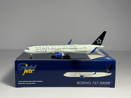 Gemini Jets 1:400 United Airlines Boeing 767-300ER N653UA "Star Alliance" GJUAL2313