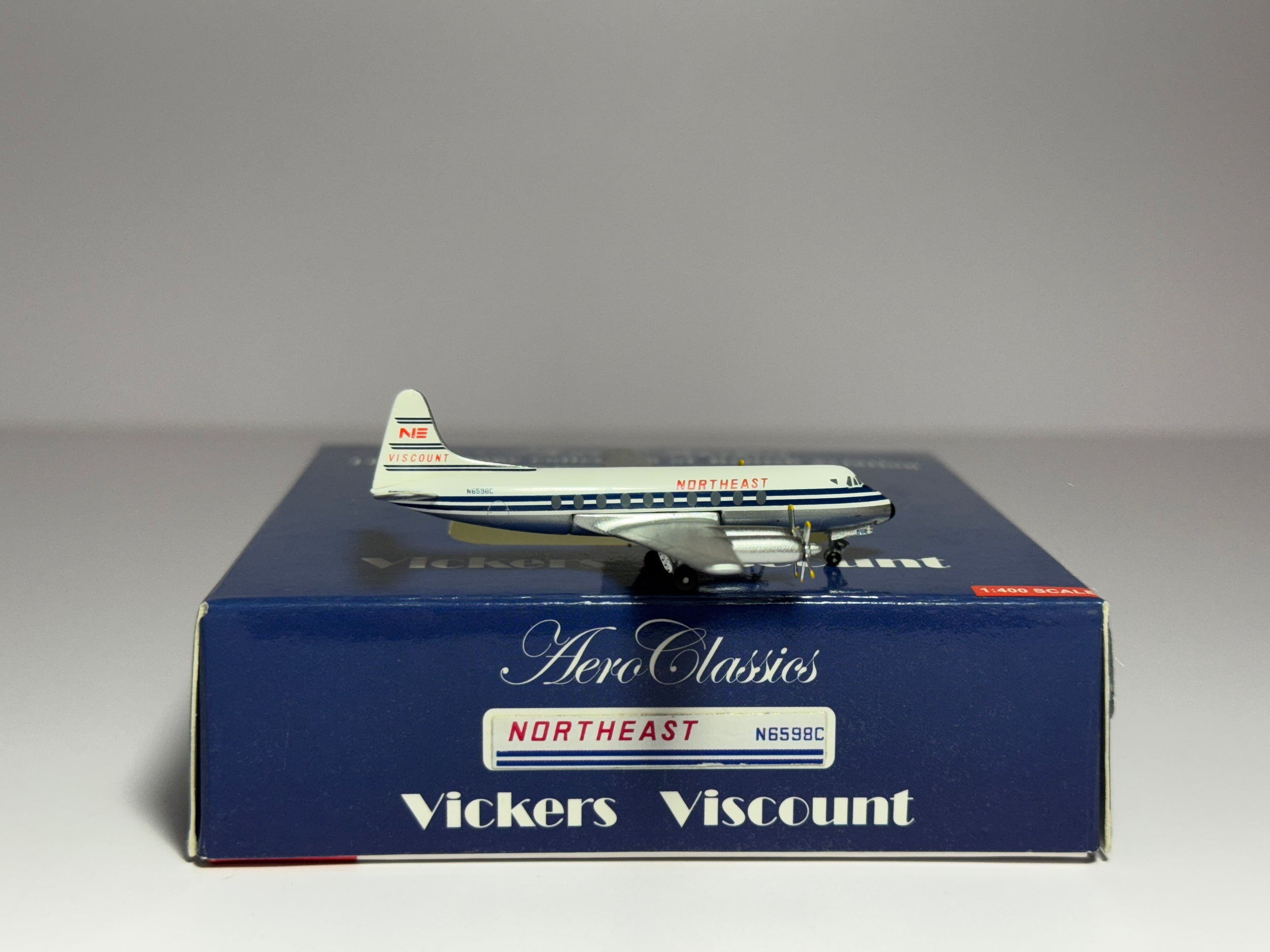 Aeroclassics 1:400 Northeast Airlines Vickers Viscount 798D N6598C ACN6598C