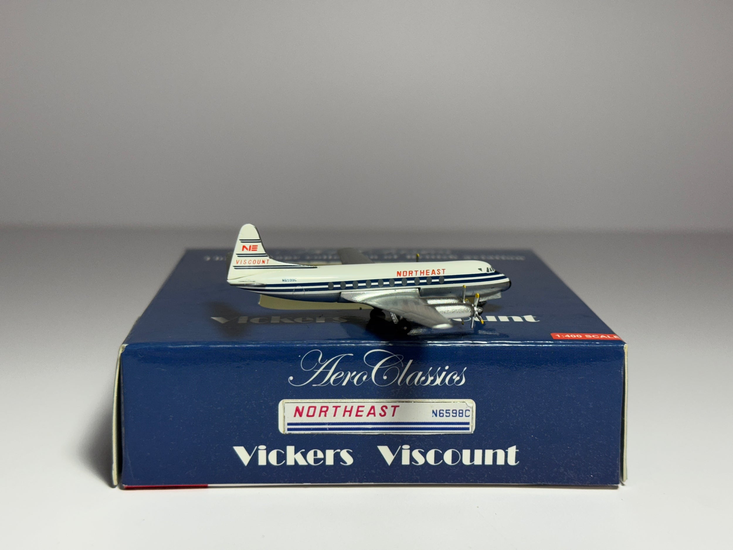 Aeroclassics 1:400 Northeast Airlines Vickers Viscount 700 N6599C ACN6599C
