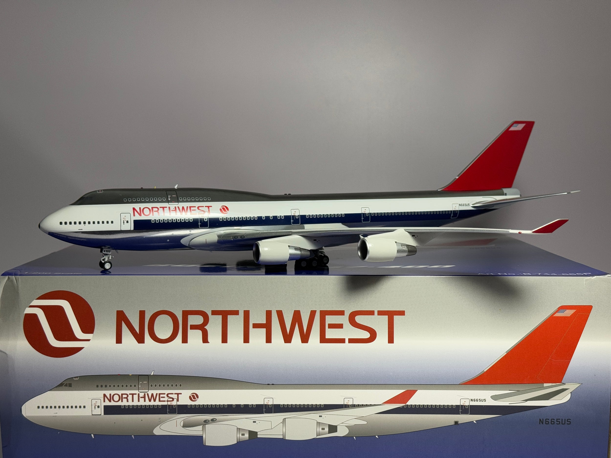 Inflight200 Northwest Airlines Boeing 747-400 N665US polished B-744-665P