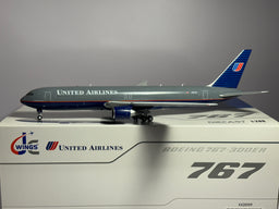 JC Wings 1:200 United Airlines Boeing 767-300 N666UA Battleship Grey XX20159