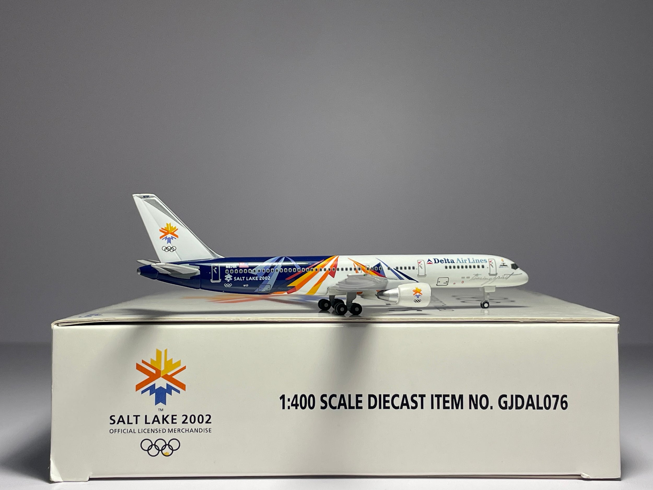 Gemini Jets 1:400 Delta Air Lines Boeing 757-200 N6701 Salt Lake Olympics GJDAL076