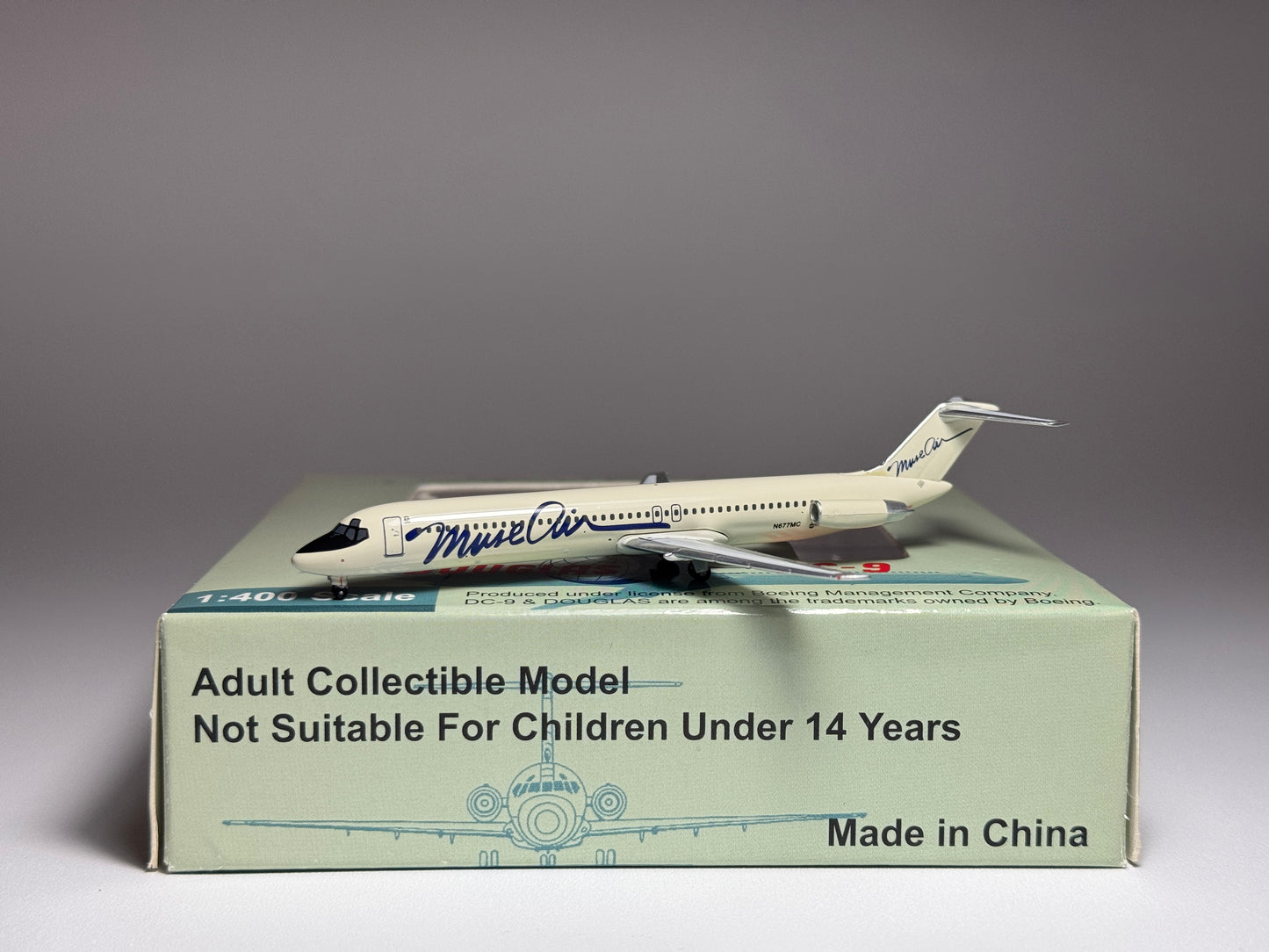 Aeroclassics 1:400 Muse Air Douglas DC-9-50 N677MC ACN677MC