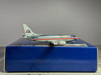 Aeroclassics 1:400 American Airlines Boeing 737-300 N678AA Polished ACN678AA