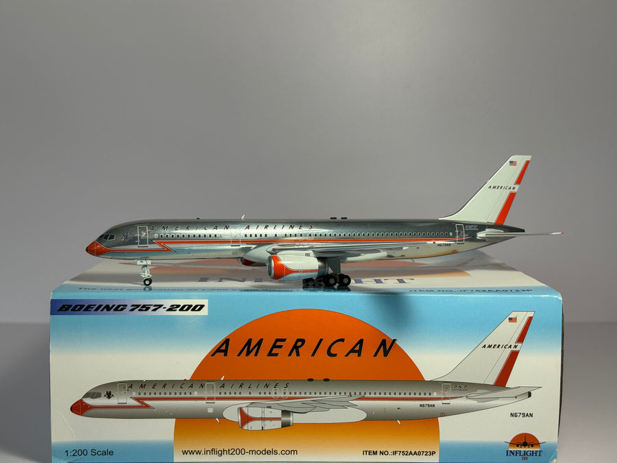 Inflight 1:200 American Airlines Boeing 757-200 N679AN Astrojet IF752AA0723P