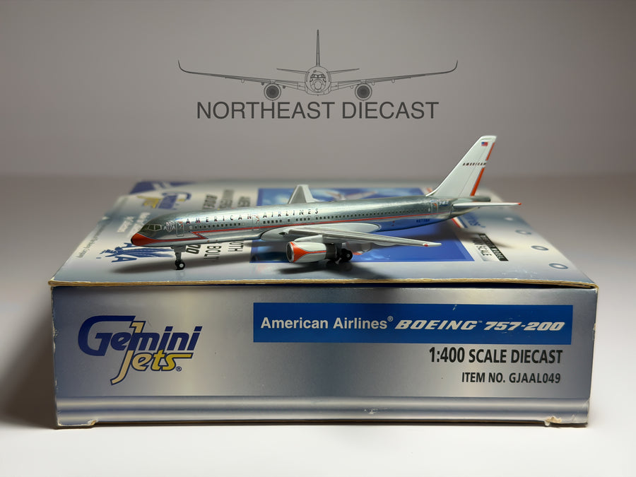 American Airlines Boeing 757-200 1:400 Gemini Jets N679AN (GJAAL049)