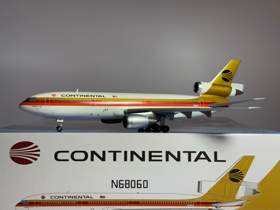 Aviation200 Continental Airlines McDonnell Douglas DC-10-30 N68060 Black Meatball AV2DC10100
